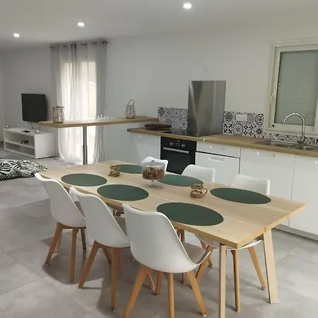 Maison 115 M 2 Avec Jardin Carignan-de-Bordeaux Exterior photo