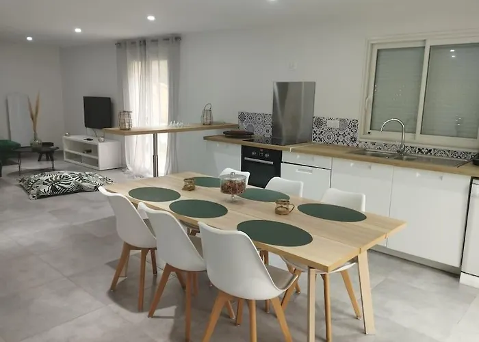 Maison 115 M 2 Avec Jardin